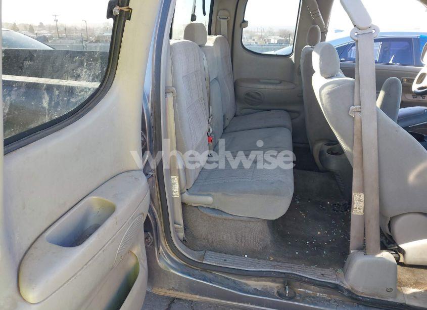 Photo 8 of 2006 Toyota Tundra SR5 V8 (VIN 5TBRT34136S477314)