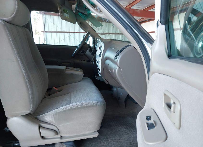 Photo 5 of 2000 Toyota Tundra SR5 V8 (VIN 5TBRT3413YS065817)