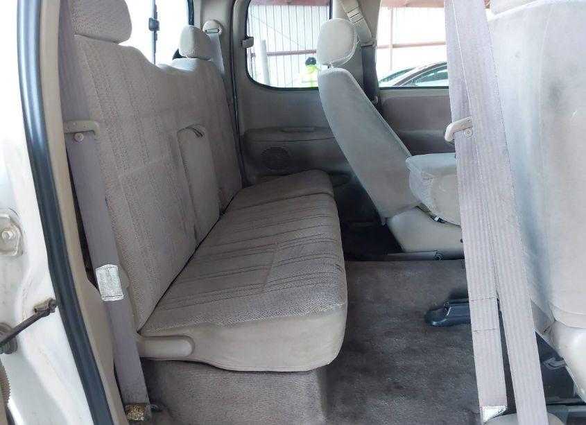 Photo 8 of 2000 Toyota Tundra SR5 V8 (VIN 5TBRT3413YS065817)