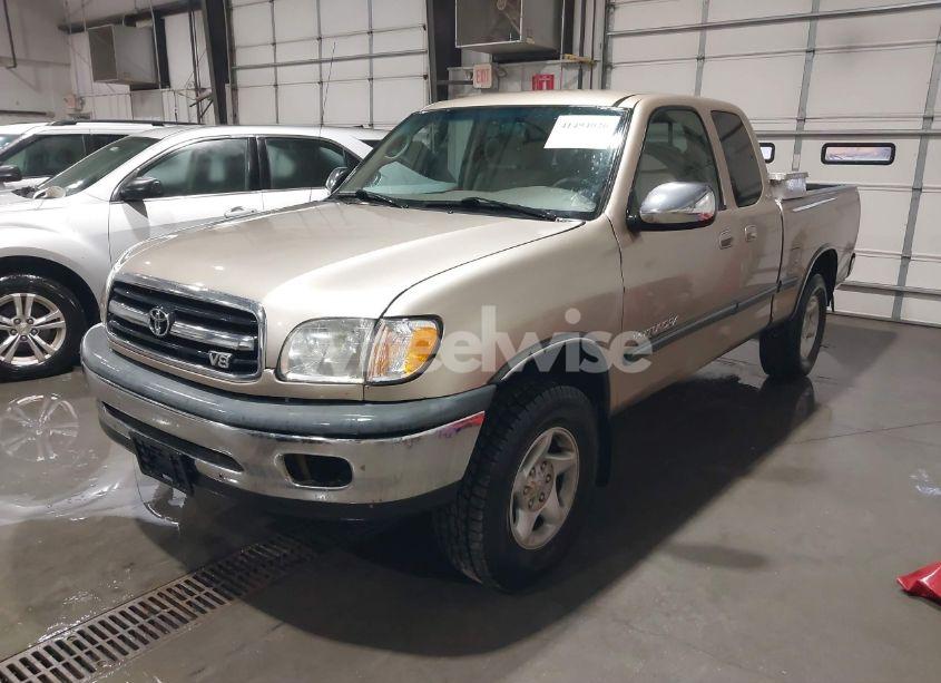Photo 2 of 2001 Toyota Tundra SR5 V8 (VIN 5TBRT34141S180870)
