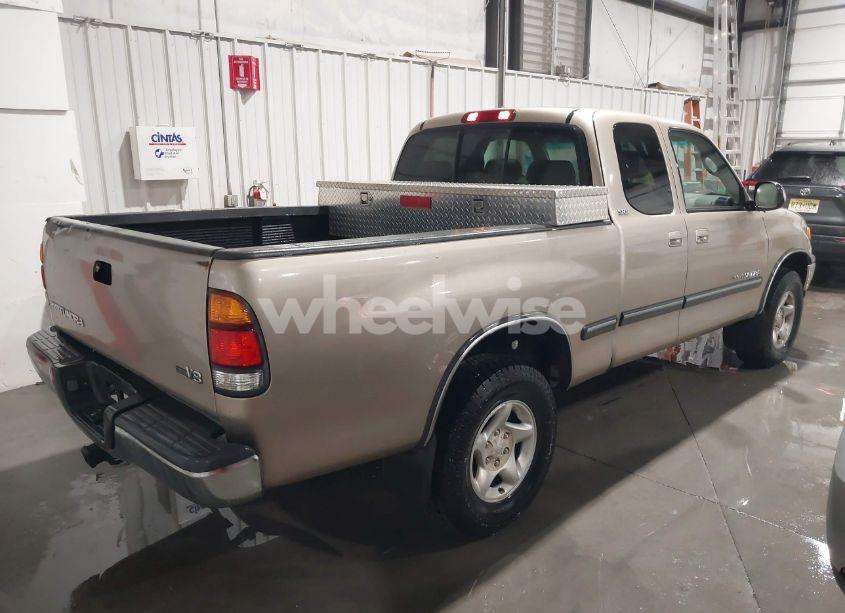 Photo 4 of 2001 Toyota Tundra SR5 V8 (VIN 5TBRT34141S180870)