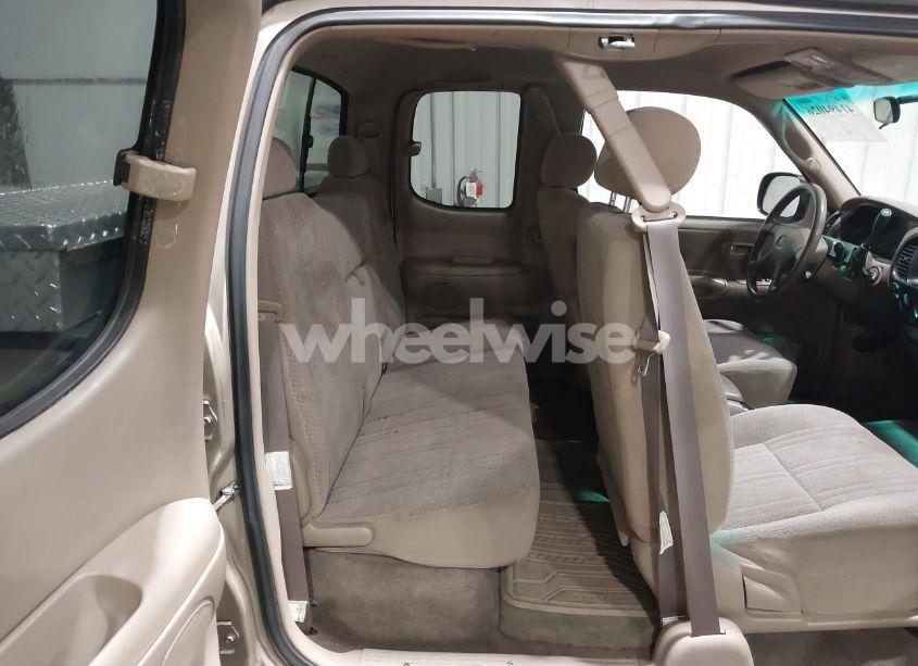 Photo 8 of 2001 Toyota Tundra SR5 V8 (VIN 5TBRT34141S180870)