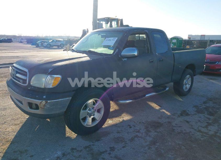 Photo 2 of 2001 Toyota Tundra SR5 V8 (VIN 5TBRT34141S198530)