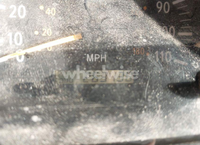 Photo 7 of 2001 Toyota Tundra SR5 V8 (VIN 5TBRT34141S198530)