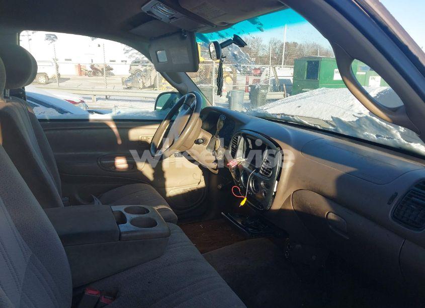 Photo 5 of 2002 Toyota Tundra SR5 V8 (VIN 5TBRT34142S246044)