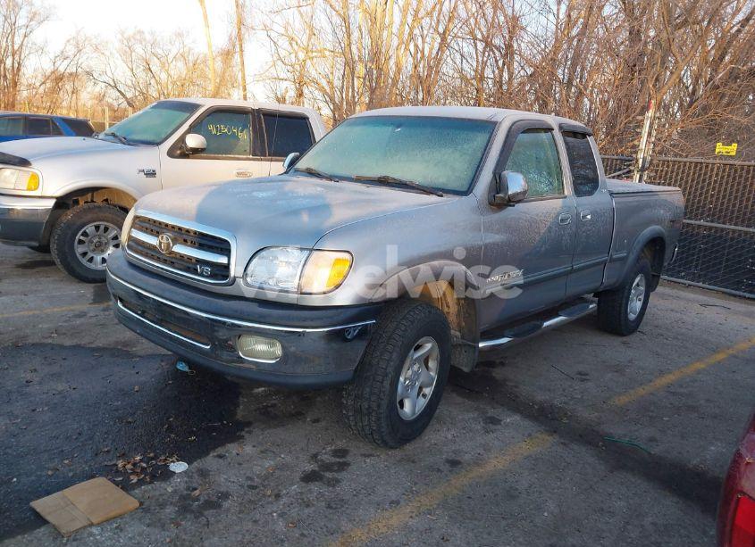 Photo 2 of 2002 Toyota Tundra SR5 V8 (VIN 5TBRT34142S279271)