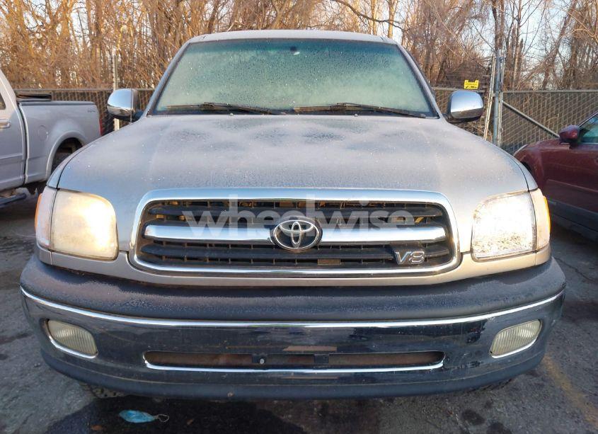 Photo 6 of 2002 Toyota Tundra SR5 V8 (VIN 5TBRT34142S279271)