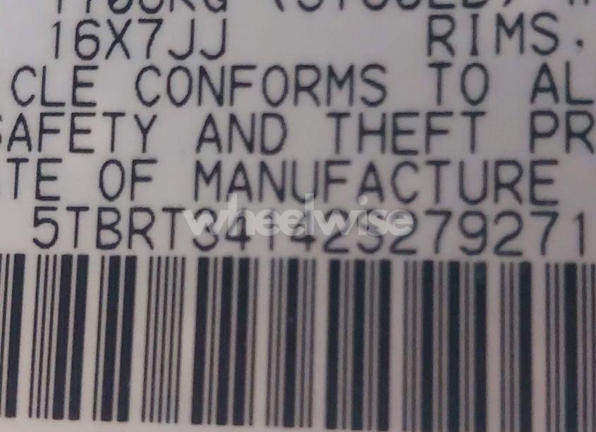 Photo 9 of 2002 Toyota Tundra SR5 V8 (VIN 5TBRT34142S279271)