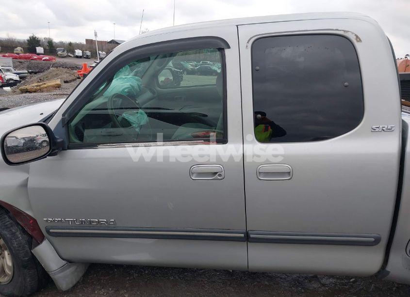 Photo 14 of 2003 Toyota Tundra SR5 V8 (VIN 5TBRT34143S411785)