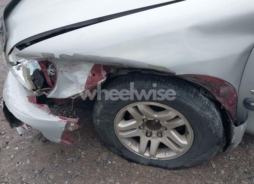 Photo 6 of 2003 Toyota Tundra SR5 V8 (VIN 5TBRT34143S411785)