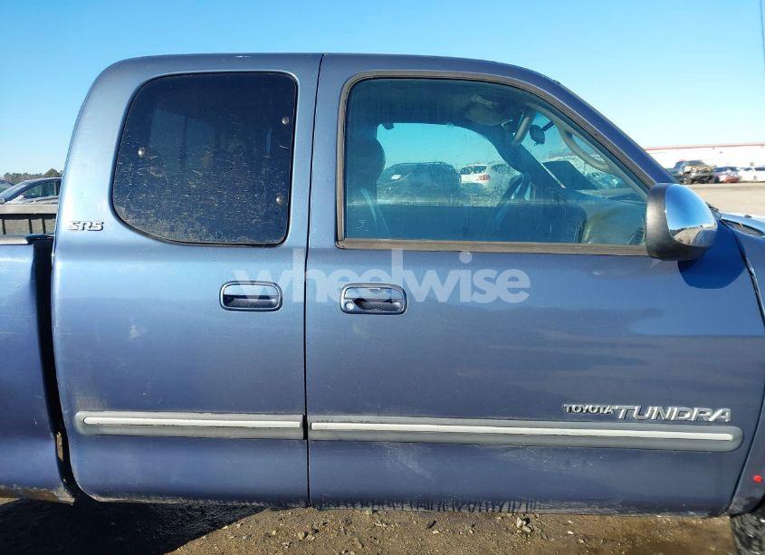 Photo 13 of 2004 Toyota Tundra SR5 V8 (VIN 5TBRT34144S455268)