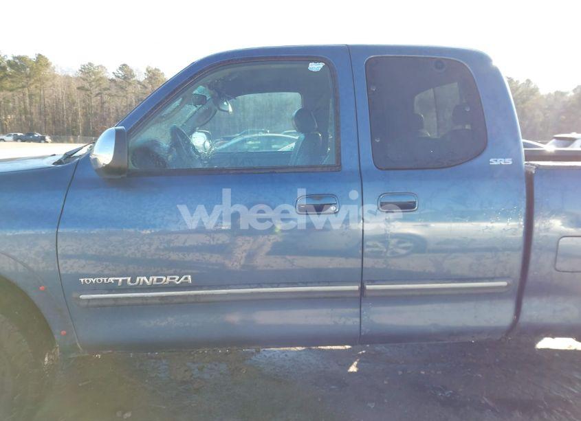 Photo 14 of 2004 Toyota Tundra SR5 V8 (VIN 5TBRT34144S455268)