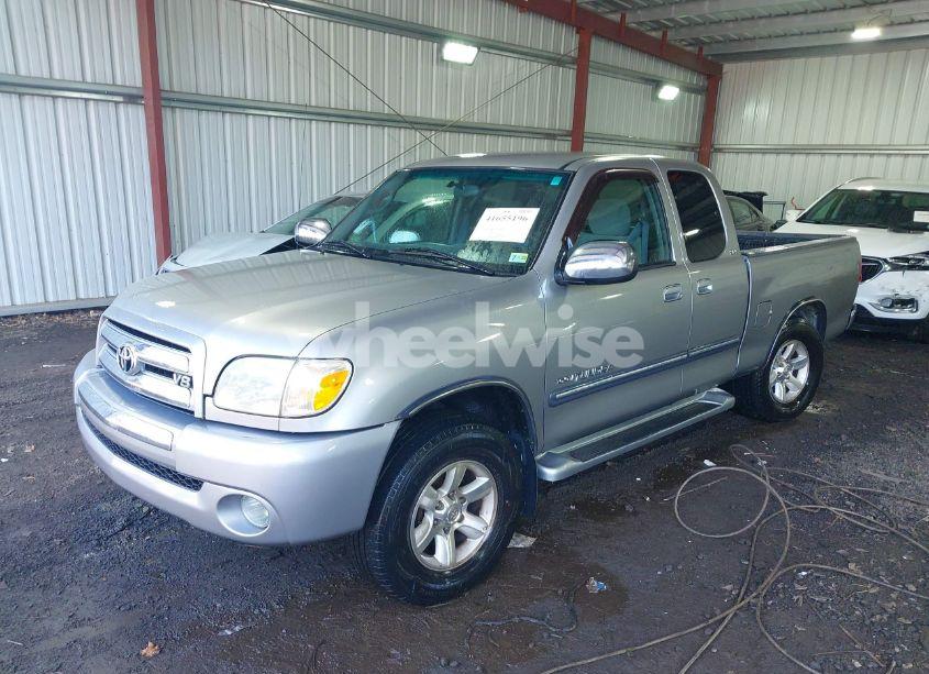 Photo 2 of 2006 Toyota Tundra SR5 V8 (VIN 5TBRT34146S477886)
