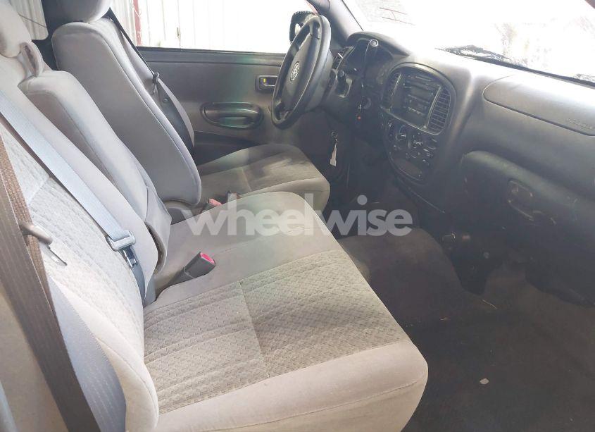 Photo 5 of 2006 Toyota Tundra SR5 V8 (VIN 5TBRT34146S477886)