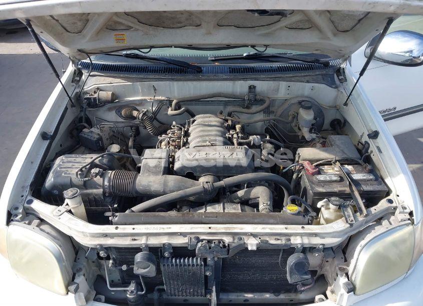 Photo 10 of 2006 Toyota Tundra SR5 V8 (VIN 5TBRT34146S478519)