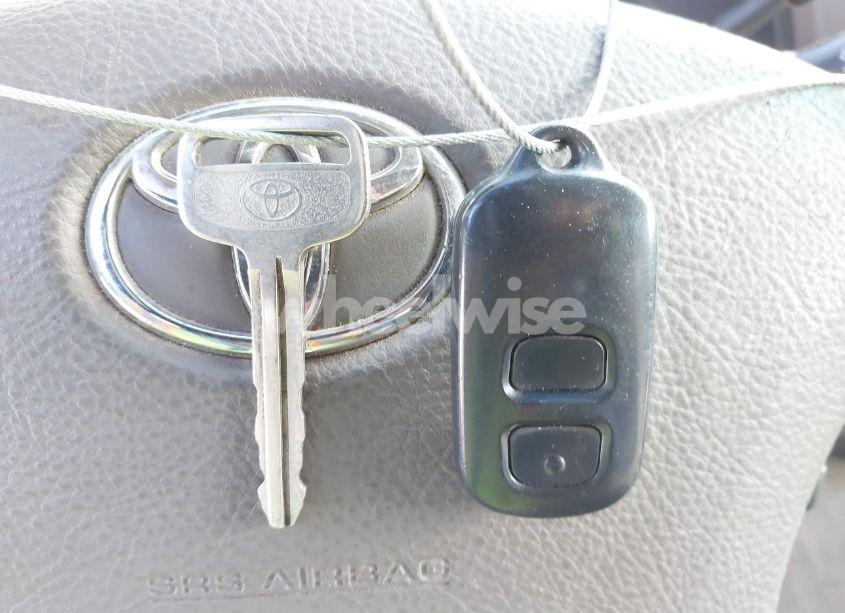 Photo 11 of 2006 Toyota Tundra SR5 V8 (VIN 5TBRT34146S478519)