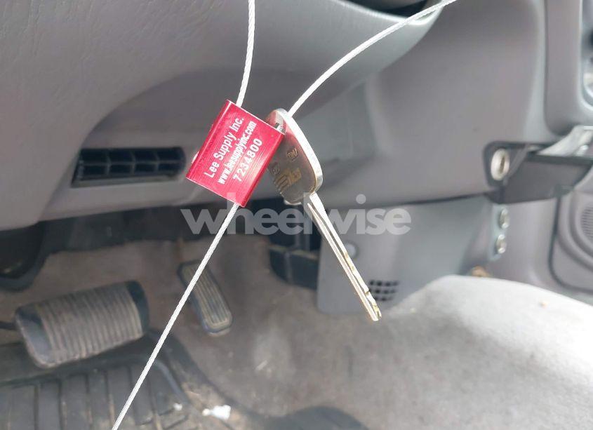 Photo 11 of 2000 Toyota Tundra SR5 V8 (VIN 5TBRT3414YS009367)