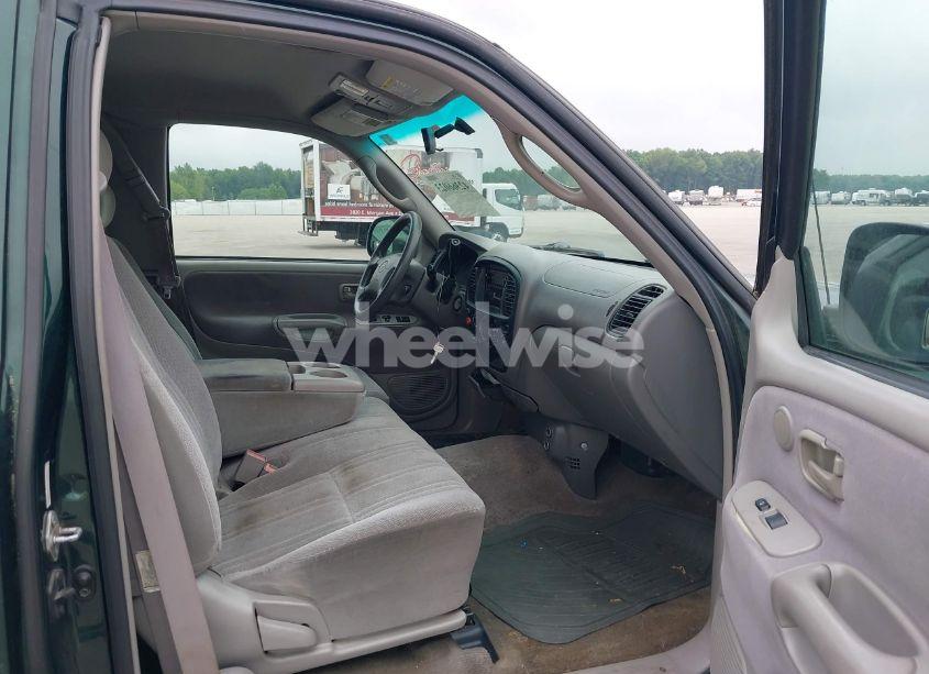 Photo 5 of 2000 Toyota Tundra SR5 V8 (VIN 5TBRT3414YS009367)