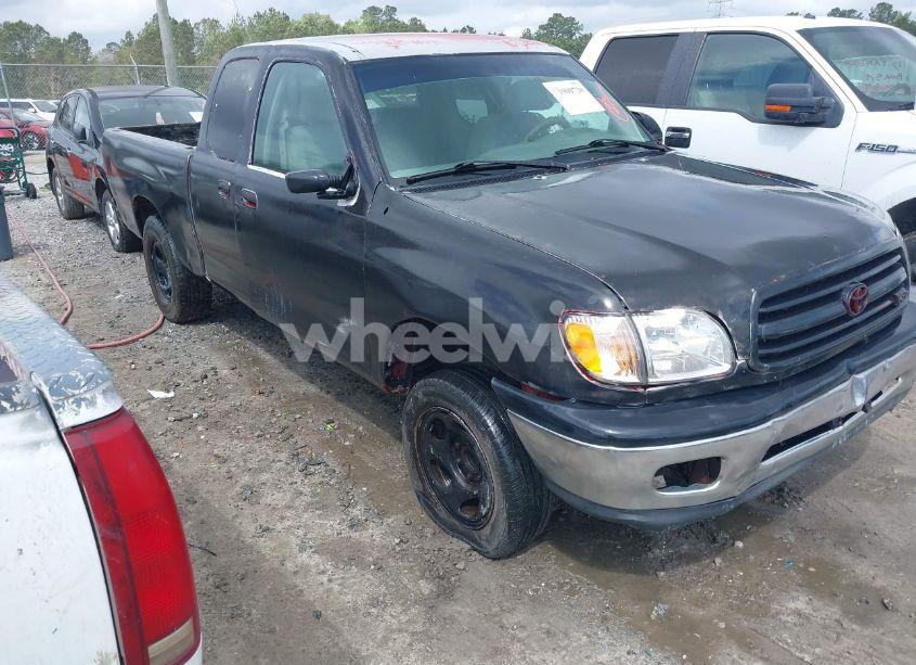2000 Toyota Tundra SR5 V8 (VIN 5TBRT3414YS044197) main photo