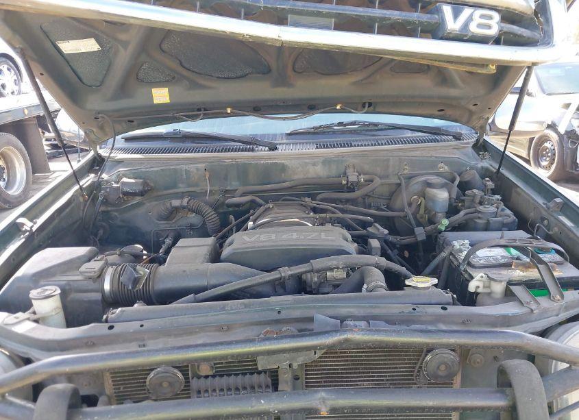 Photo 10 of 2000 Toyota Tundra SR5 V8 (VIN 5TBRT3414YS050601)
