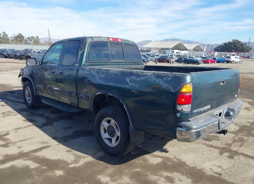 Photo 3 of 2000 Toyota Tundra SR5 V8 (VIN 5TBRT3414YS050601)