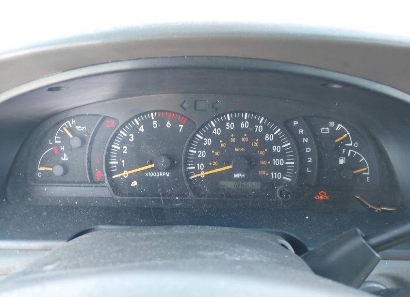 Photo 7 of 2000 Toyota Tundra SR5 V8 (VIN 5TBRT3414YS050601)