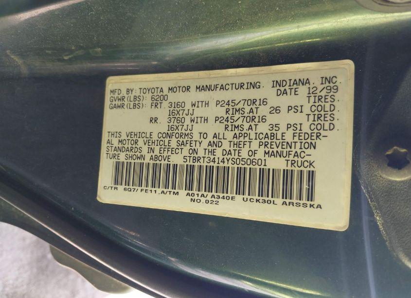 Photo 9 of 2000 Toyota Tundra SR5 V8 (VIN 5TBRT3414YS050601)