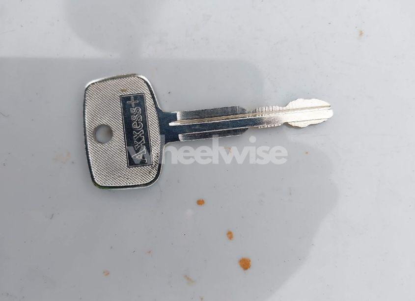 Photo 11 of 2000 Toyota Tundra SR5 V8 (VIN 5TBRT3414YS086059)