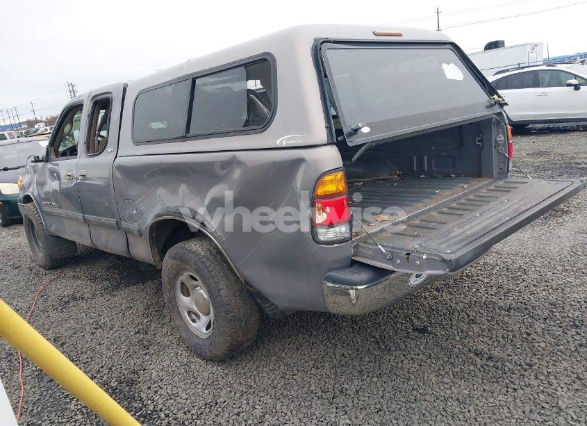 Photo 3 of 2000 Toyota Tundra SR5 V8 (VIN 5TBRT3414YS086059)