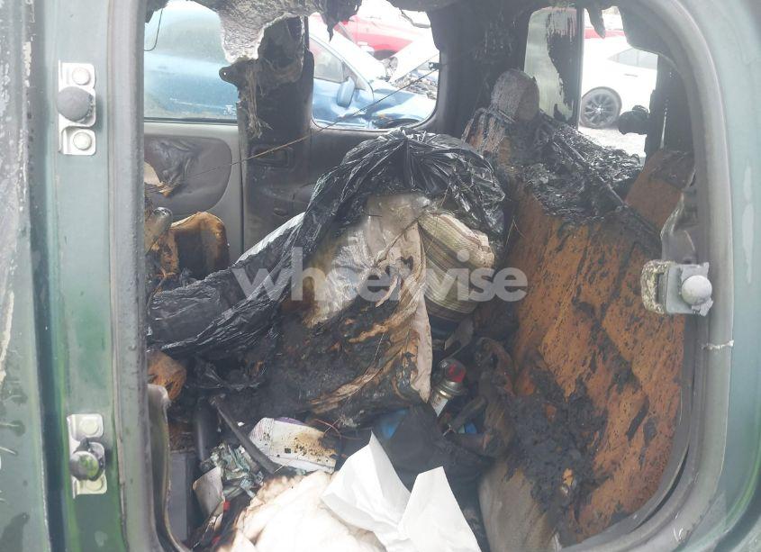 Photo 12 of 2001 Toyota Tundra SR5 V8 (VIN 5TBRT34151S216467)