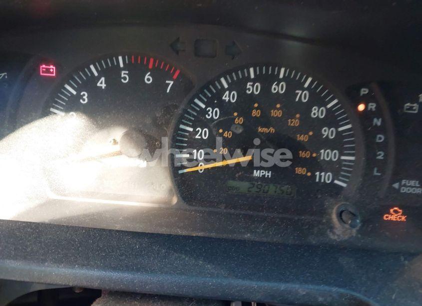 Photo 7 of 2002 Toyota Tundra SR5 V8 (VIN 5TBRT34152S249132)