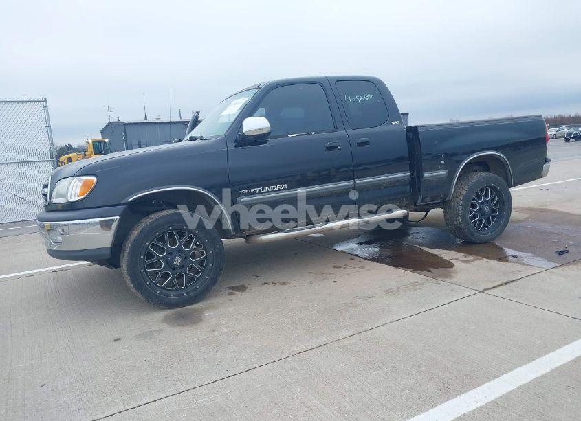 Photo 2 of 2002 Toyota Tundra SR5 V8 (VIN 5TBRT34152S289789)