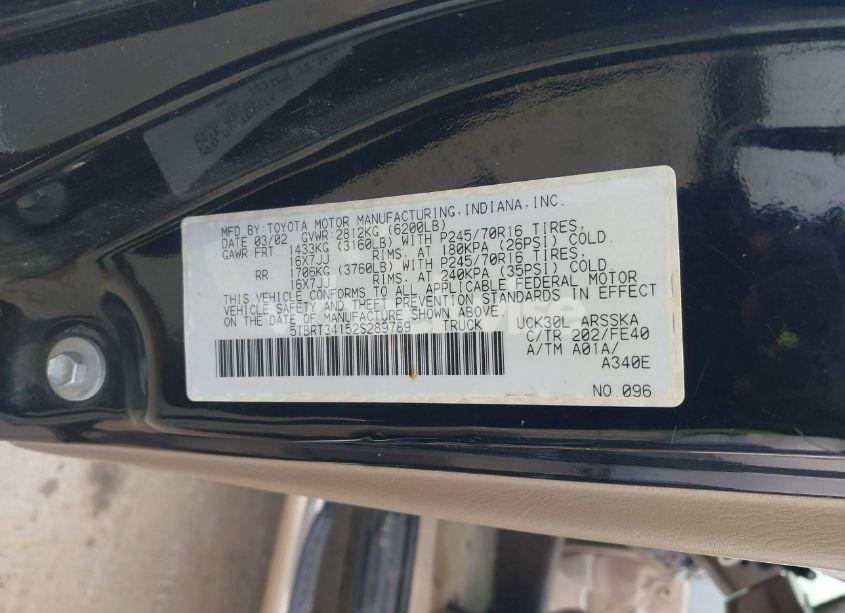 Photo 9 of 2002 Toyota Tundra SR5 V8 (VIN 5TBRT34152S289789)