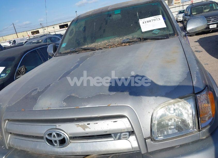 Photo 10 of 2003 Toyota Tundra SR5 V8 (VIN 5TBRT34153S340631)