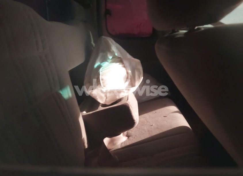 Photo 8 of 2003 Toyota Tundra SR5 V8 (VIN 5TBRT34153S340631)