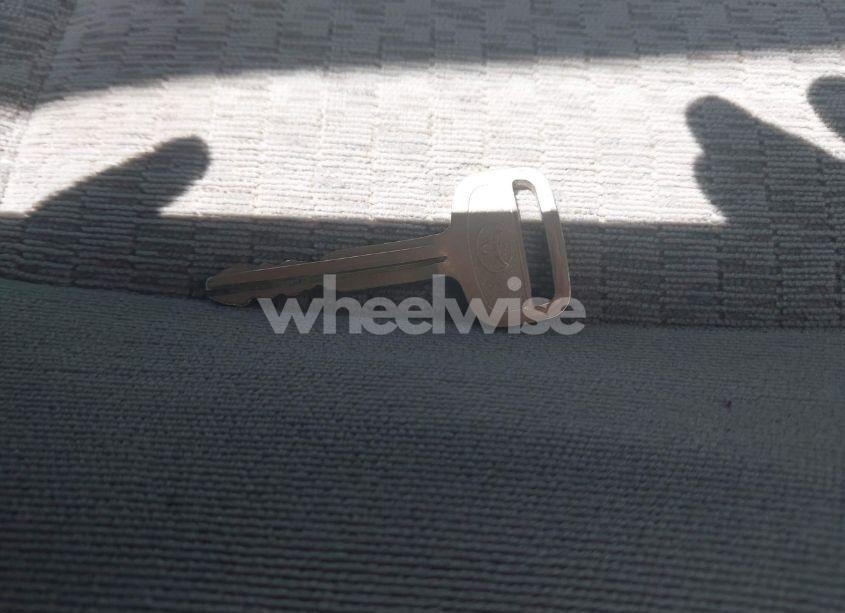 Photo 11 of 2003 Toyota Tundra SR5 V8 (VIN 5TBRT34153S361026)