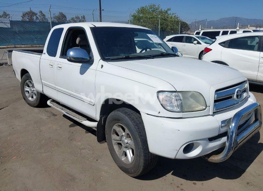 2003 Toyota Tundra (VIN 5TBRT34153S435688) main photo