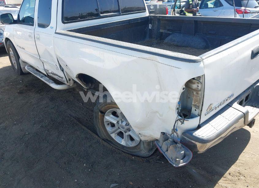 Photo 6 of 2003 Toyota Tundra (VIN 5TBRT34153S435688)