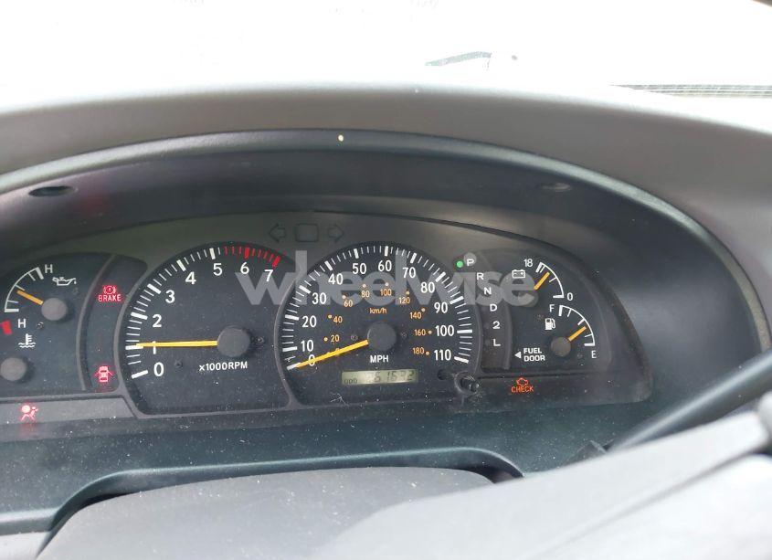 Photo 7 of 2002 Toyota Tundra SR5 V8 (VIN 5TBRT34162S237314)