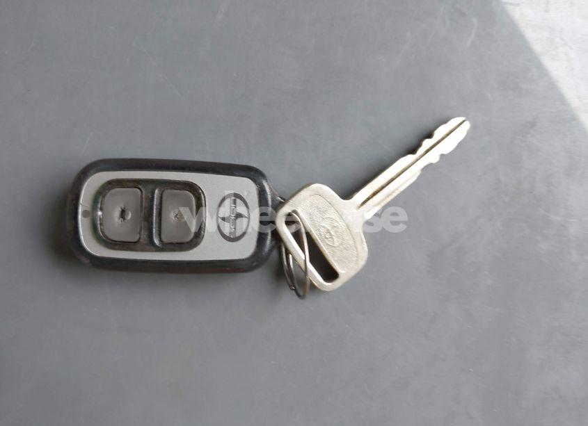 Photo 11 of 2003 Toyota Tundra SR5 V8 (VIN 5TBRT34163S435764)