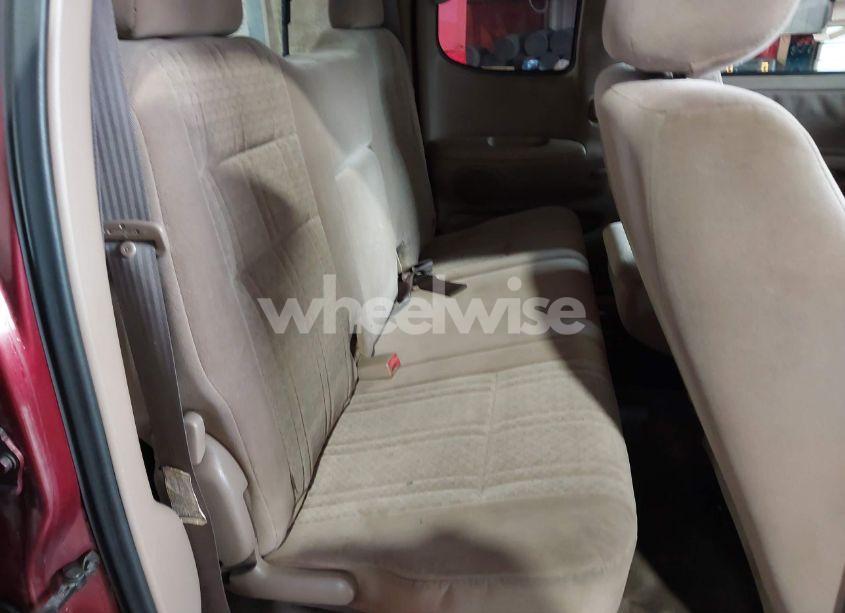 Photo 8 of 2003 Toyota Tundra SR5 V8 (VIN 5TBRT34163S435764)