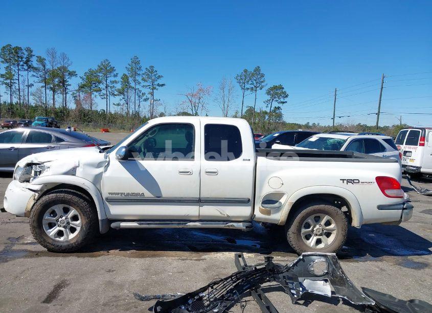 Photo 14 of 2005 Toyota Tundra SR5 V8 (VIN 5TBRT34165S457847)