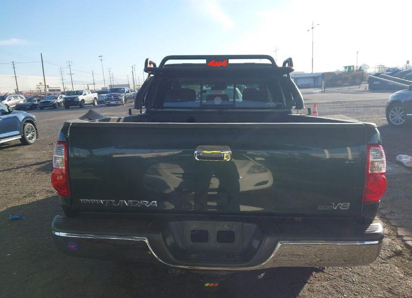 Photo 17 of 2006 Toyota Tundra SR5 V8 (VIN 5TBRT34166S476870)