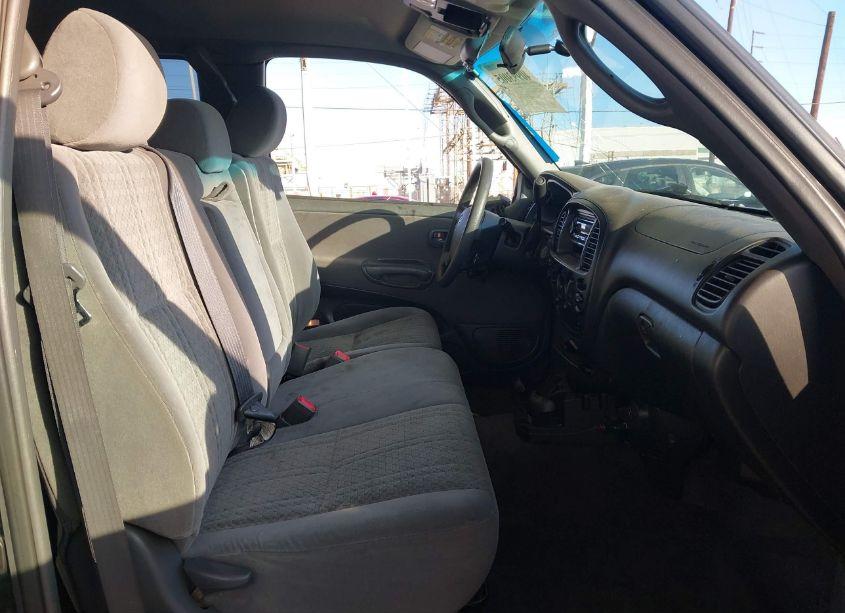 Photo 5 of 2006 Toyota Tundra SR5 V8 (VIN 5TBRT34166S476870)