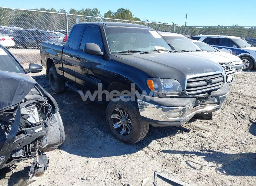 2001 Toyota Tundra SR5 V8 (VIN 5TBRT34171S133199) main photo
