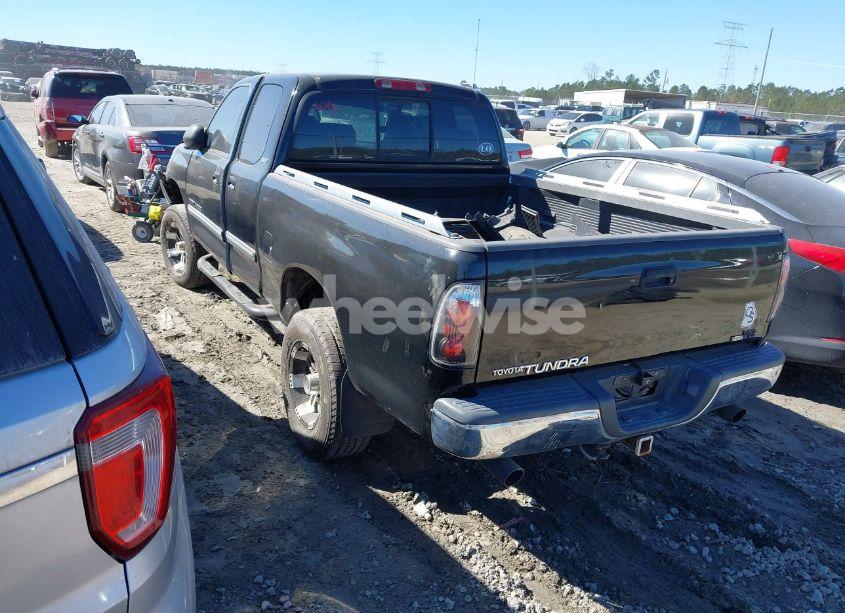 Photo 3 of 2001 Toyota Tundra SR5 V8 (VIN 5TBRT34171S133199)