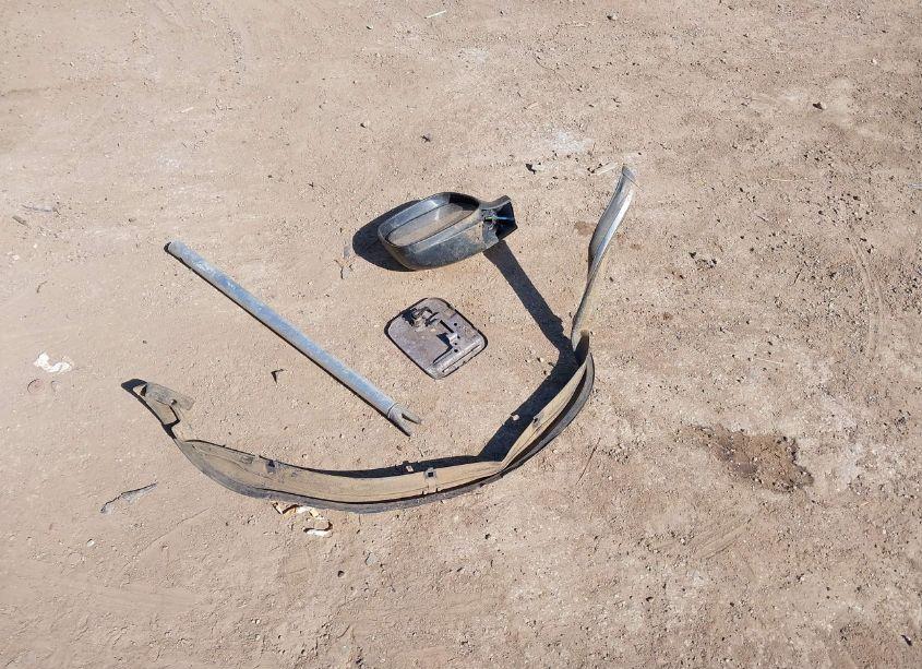 Photo 12 of 2001 Toyota Tundra SR5 V8 (VIN 5TBRT34171S154411)