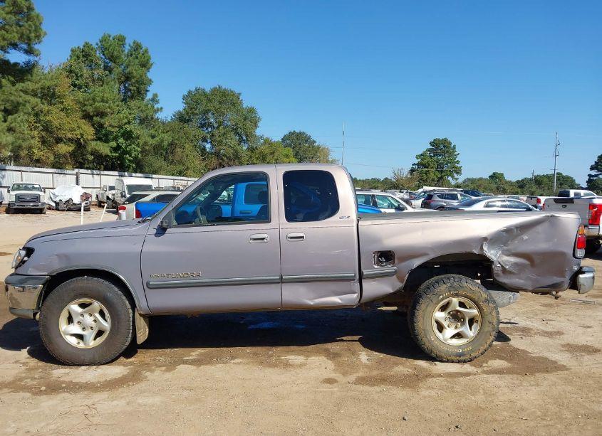 Photo 15 of 2001 Toyota Tundra SR5 V8 (VIN 5TBRT34171S154411)