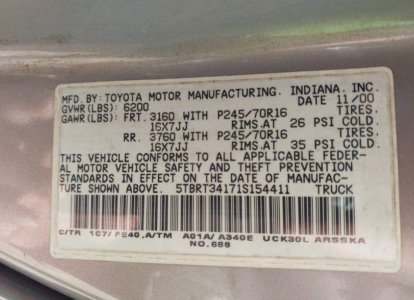 Photo 9 of 2001 Toyota Tundra SR5 V8 (VIN 5TBRT34171S154411)