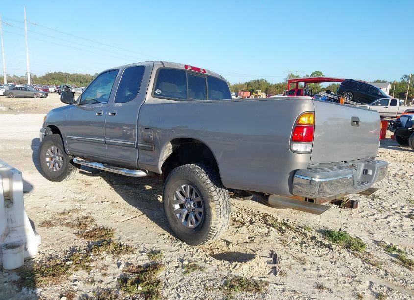 Photo 3 of 2001 Toyota Tundra SR5 V8 (VIN 5TBRT34171S196562)